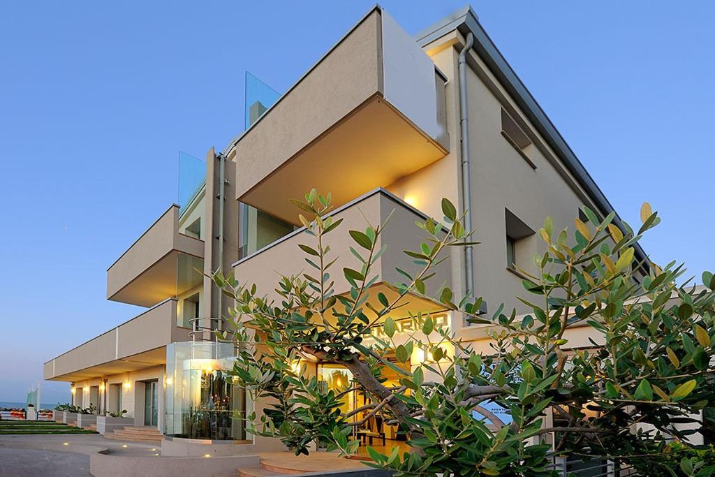 Hotel & Residence Cavalluccio Marino ริมินี ภายนอก รูปภาพ