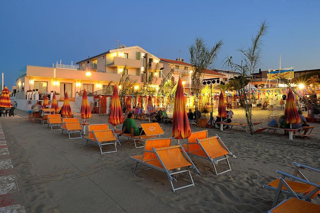 Hotel & Residence Cavalluccio Marino ริมินี ภายนอก รูปภาพ