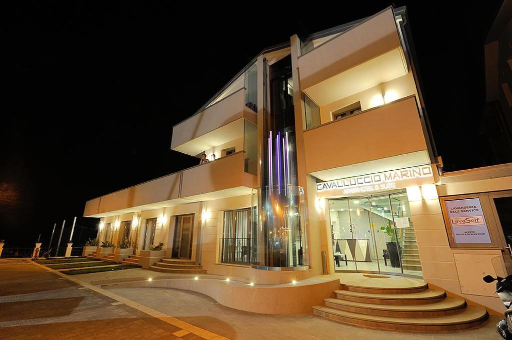 Hotel & Residence Cavalluccio Marino ริมินี ภายนอก รูปภาพ
